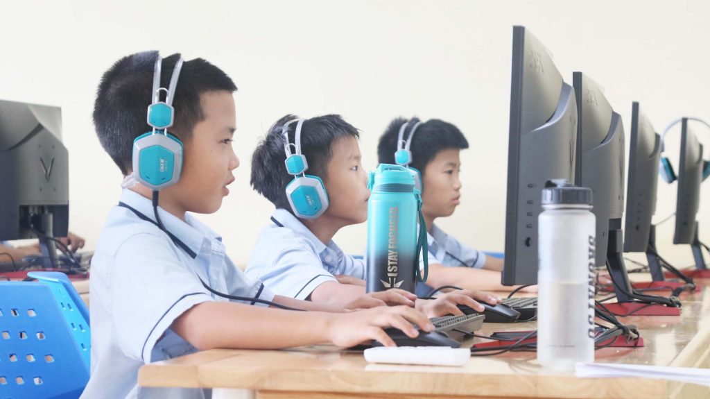 Fast ForWord – Accelerating our EAL students English skills!