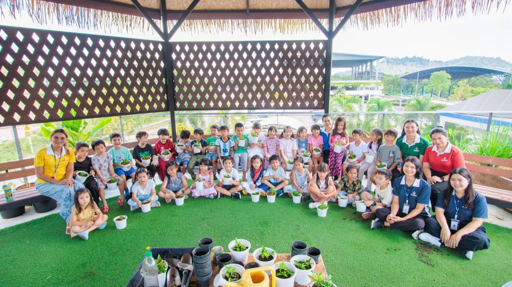 Years 1 to 3 Learn the Benefits of Thai Herbs
