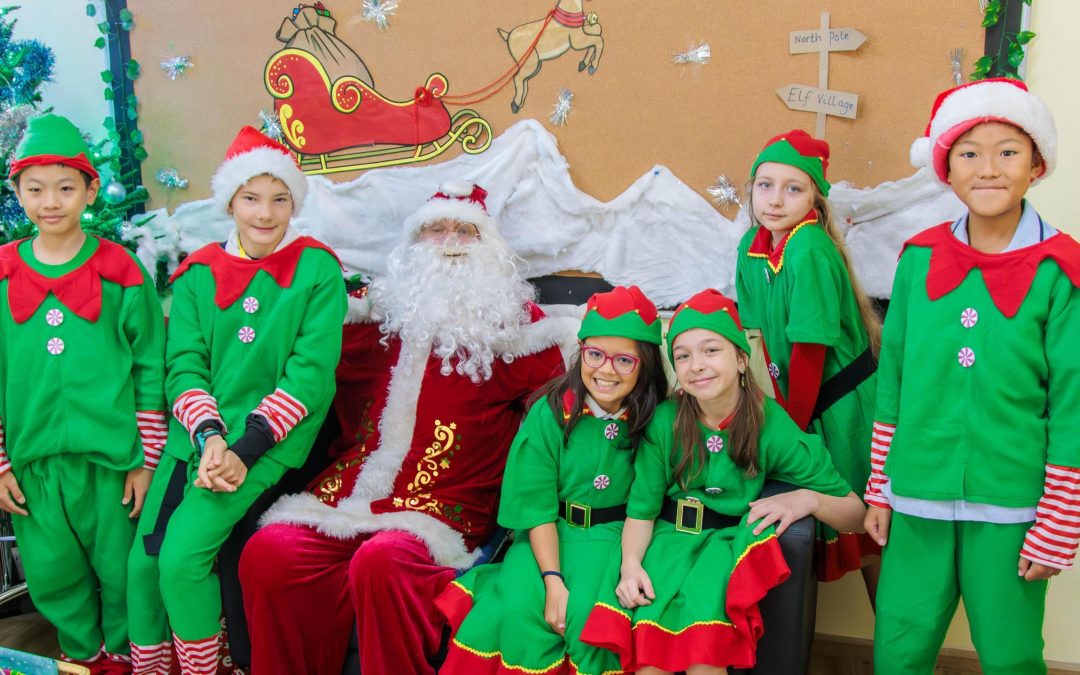Christmas Stay & Play in Reception