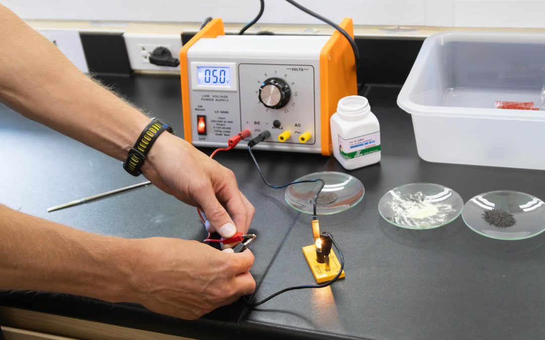 Years 7 and 8 Getting Hands-on in the Science Lab