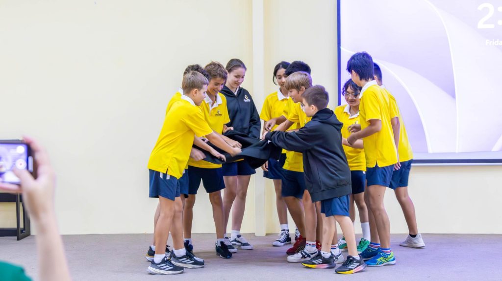 Silent Charades in Secondary House Games