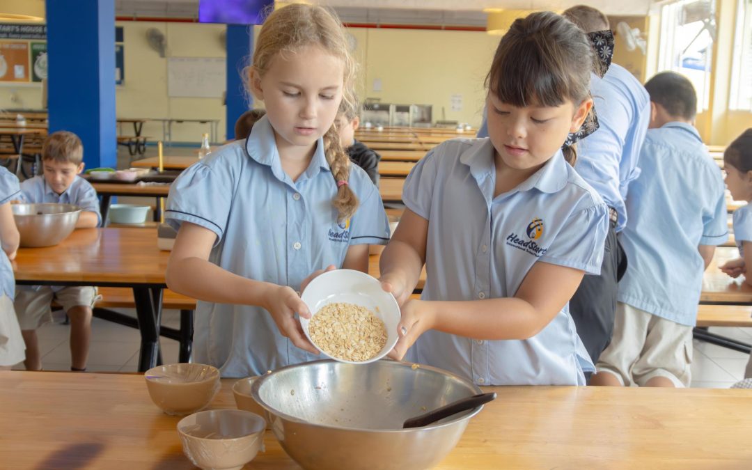 Year 3 Make Snacks – The Prehistoric Way!