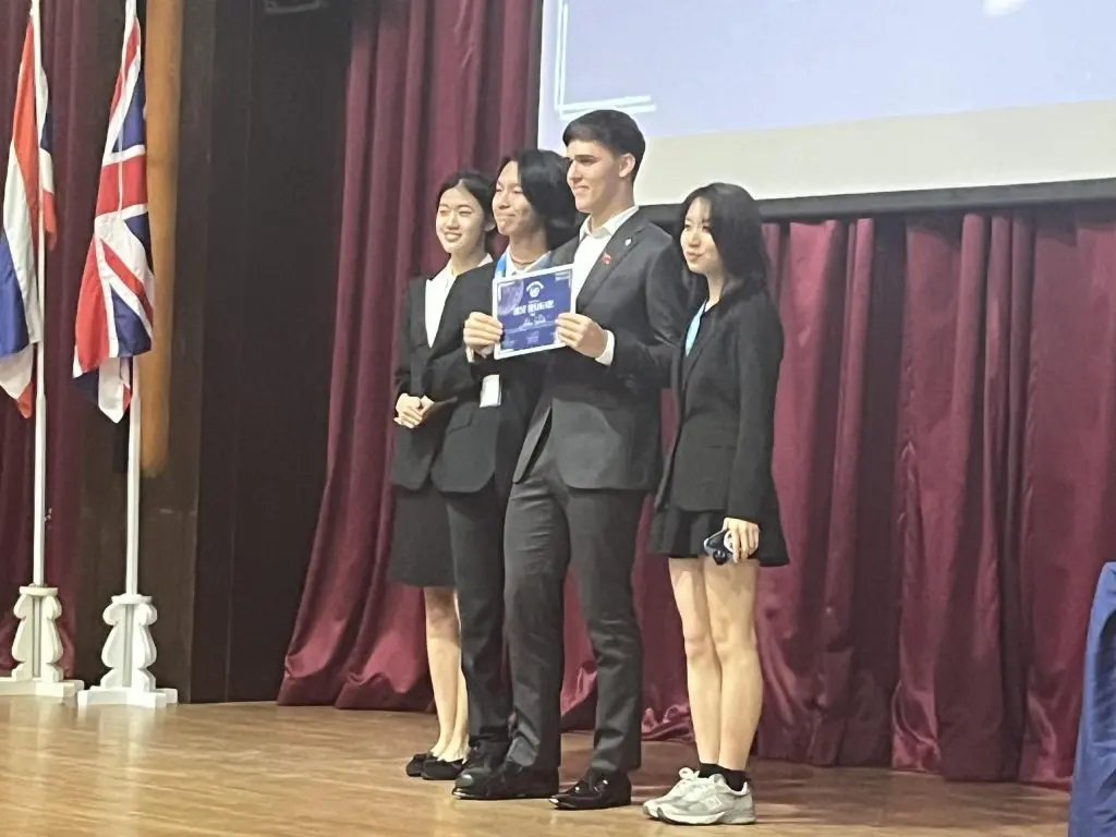 HeadStart Students Shine at PhuketMUN III