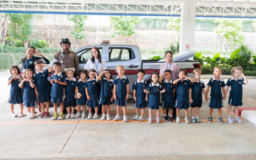 Foundation Students Meet the Local Police