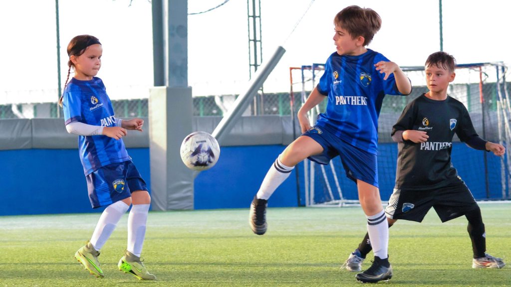 U9 Panthers Warm Up for 24 Hours Charity Event
