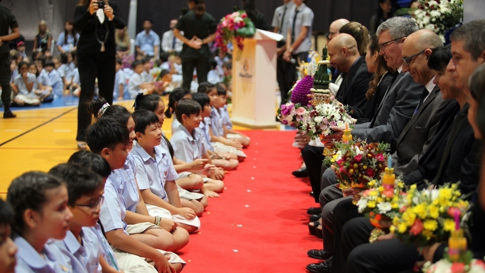 Wai_Kru_Ceremony_04